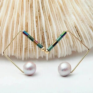 Pearl Stud Earrings Hematite Summer Beach Shell